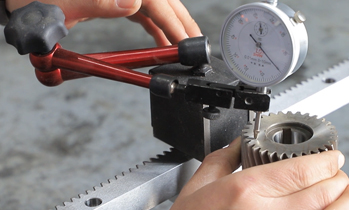 Small Tube And Sheet Fiber Laser Cutting Machine Metal Laser Cutter With Rotary Small Tube And Sheet Fiber Laser Cutting Machine Metal Laser Cutter With Rotary