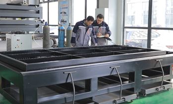 Sheet and Tube Metal Fiber Laser Cutting Machine with Exchanging Table